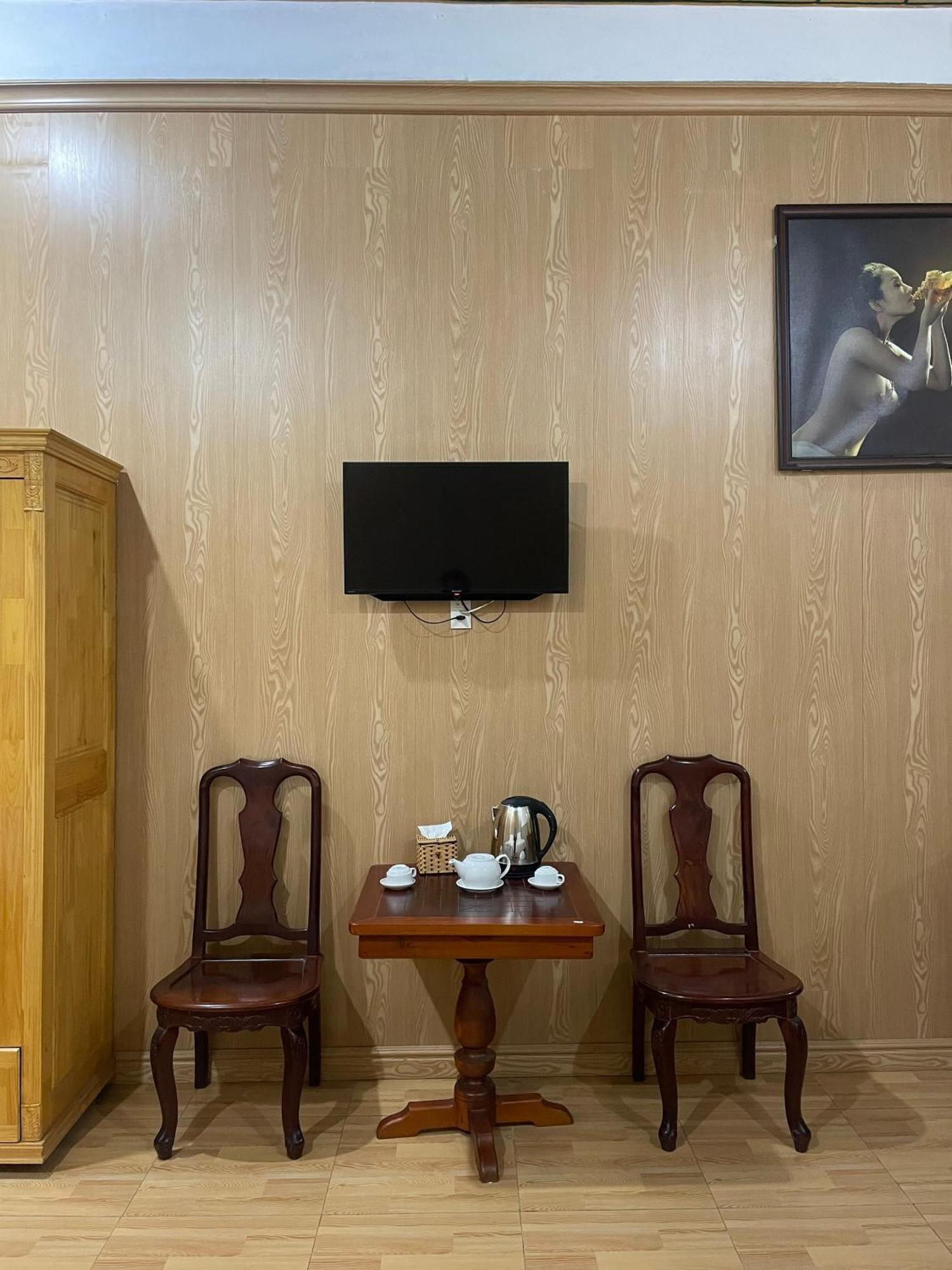 Hotel Khach San Huong Xua Hà Tiên Zewnętrze zdjęcie