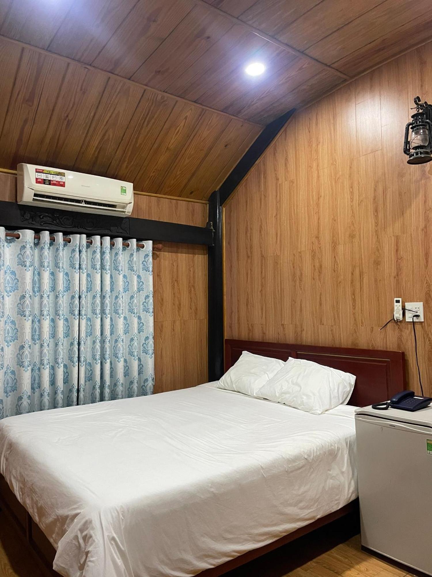 Hotel Khach San Huong Xua Hà Tiên Zewnętrze zdjęcie